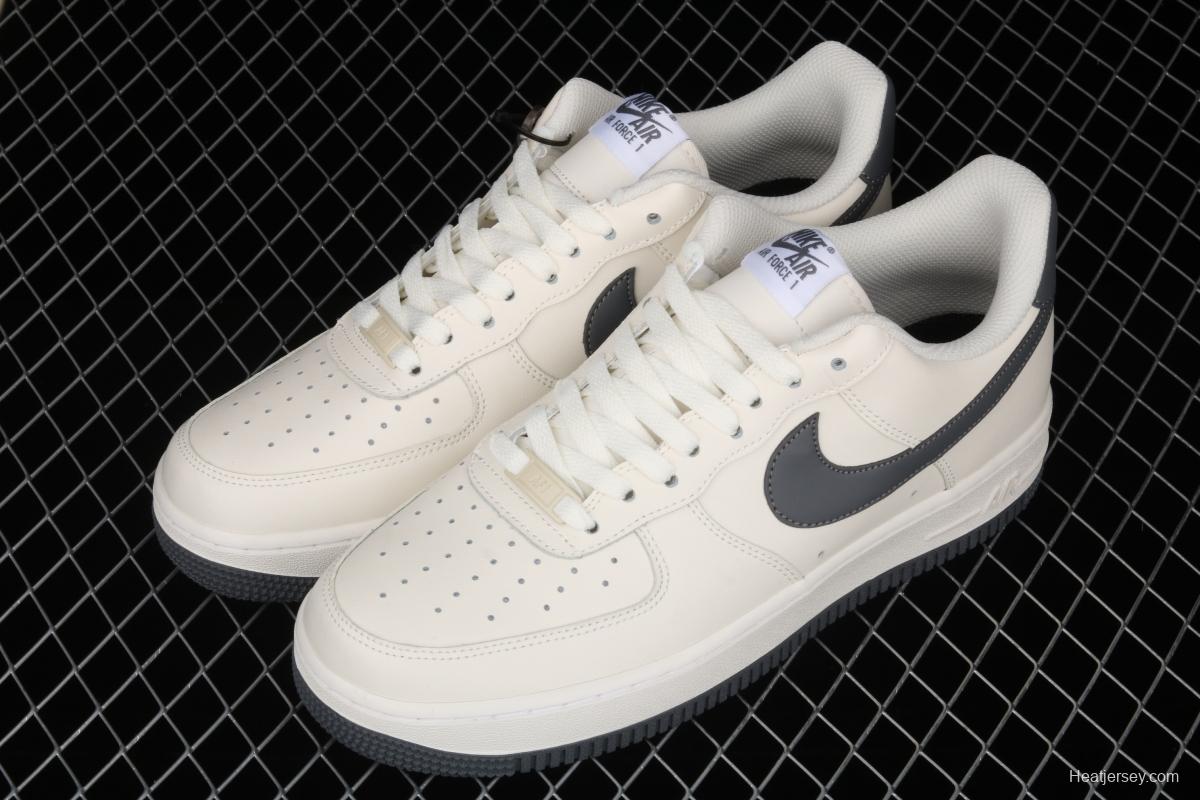 NIKE Air Force 1' 07 Low low-top casual board shoes DH2477-001