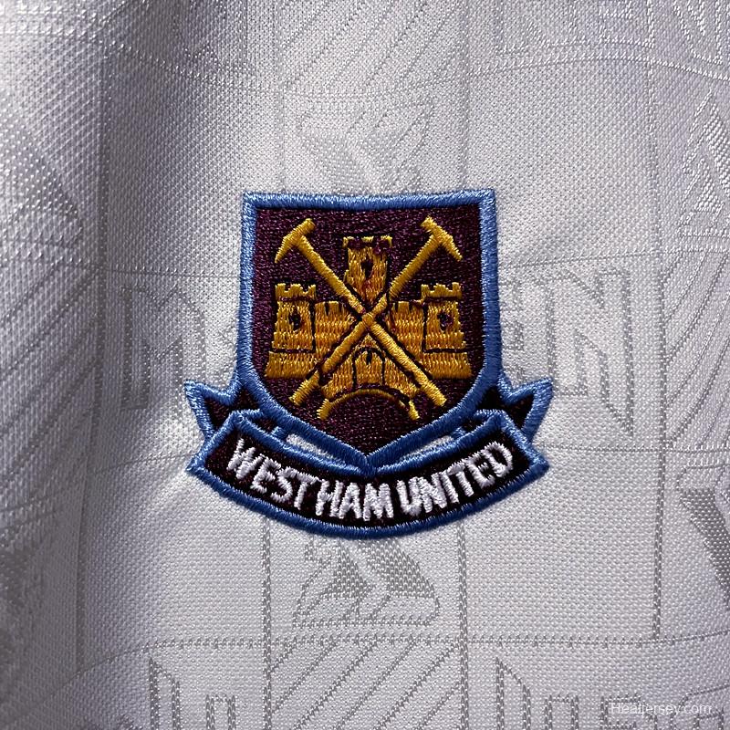 Retro 1999 West Ham Iron Maiden Away Soccer Jersey