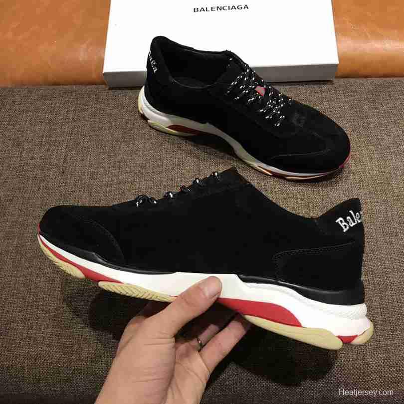 Men Balenciaga Triple S Black Sneaker Item 1216240